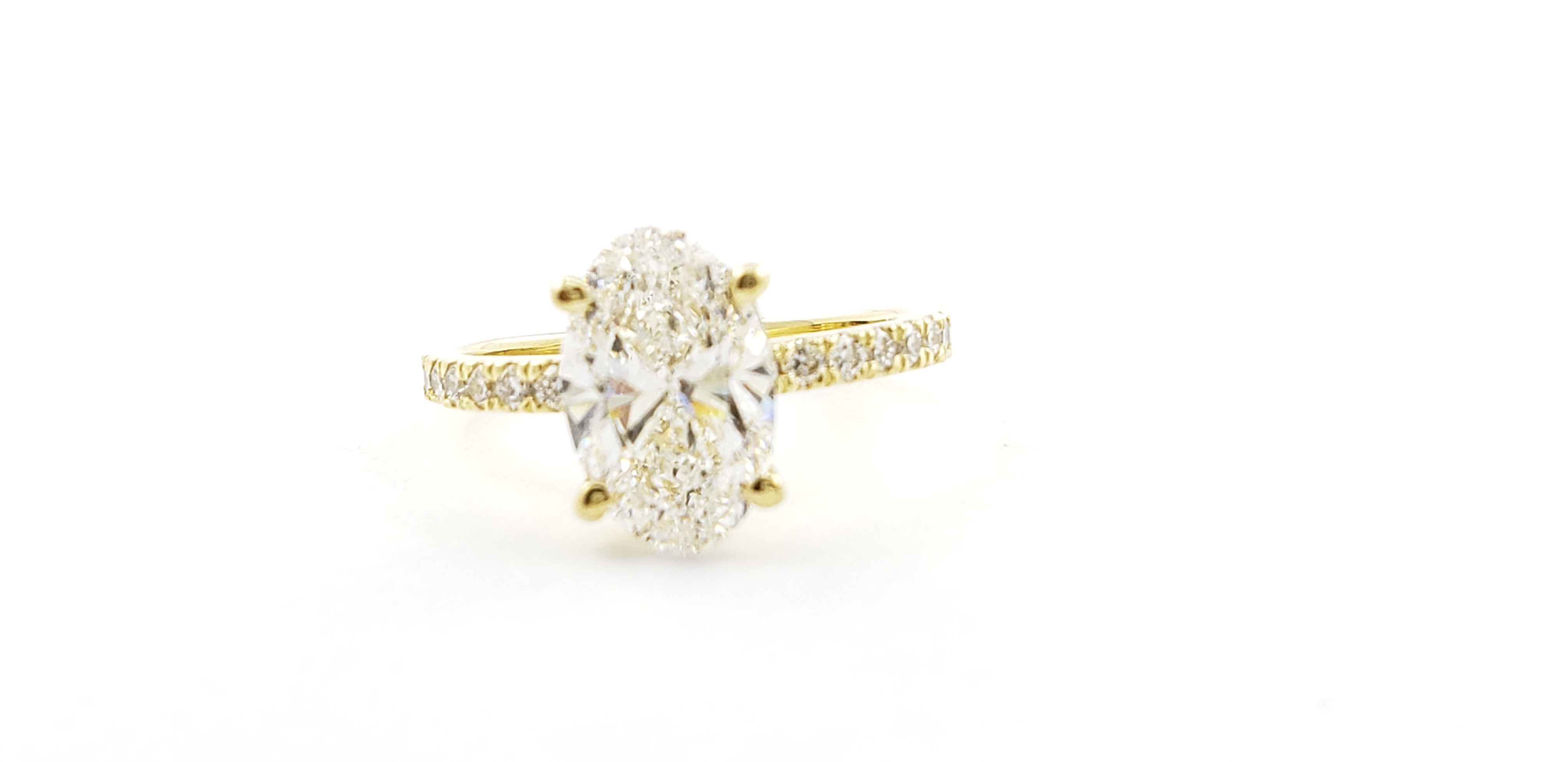 Oval Shape Diamond Ring